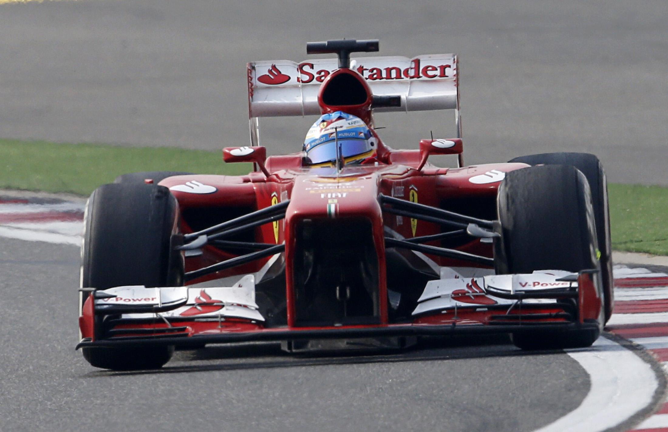 Формула 1 китай гонка. Машинки made is China формула 1. Alonso Hamilton 2007. Китайские гонки Ситрак.