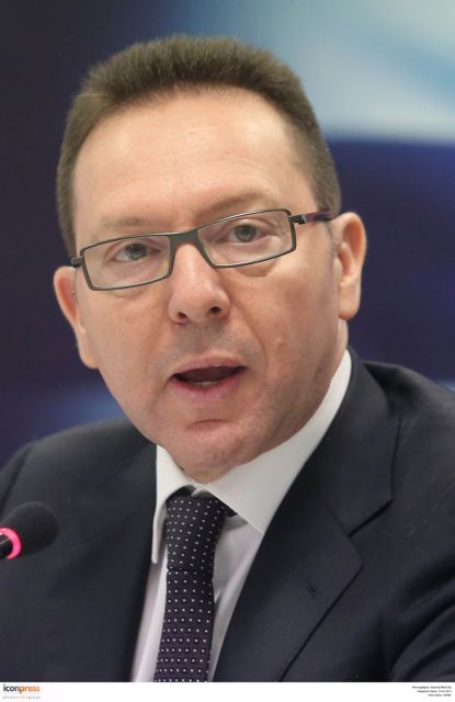 «Τι τραβάμε κι εμείς οι υπουργοί…»