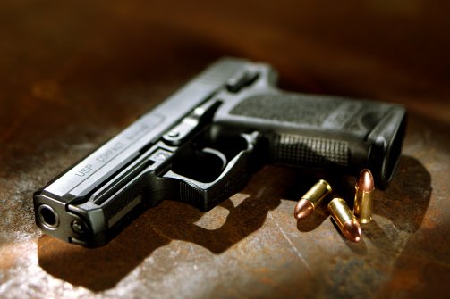 ΗΠΑ: Ανεξέλεγκτες κι εύκολες οι αγορές όπλων μέσω ιντερνετ