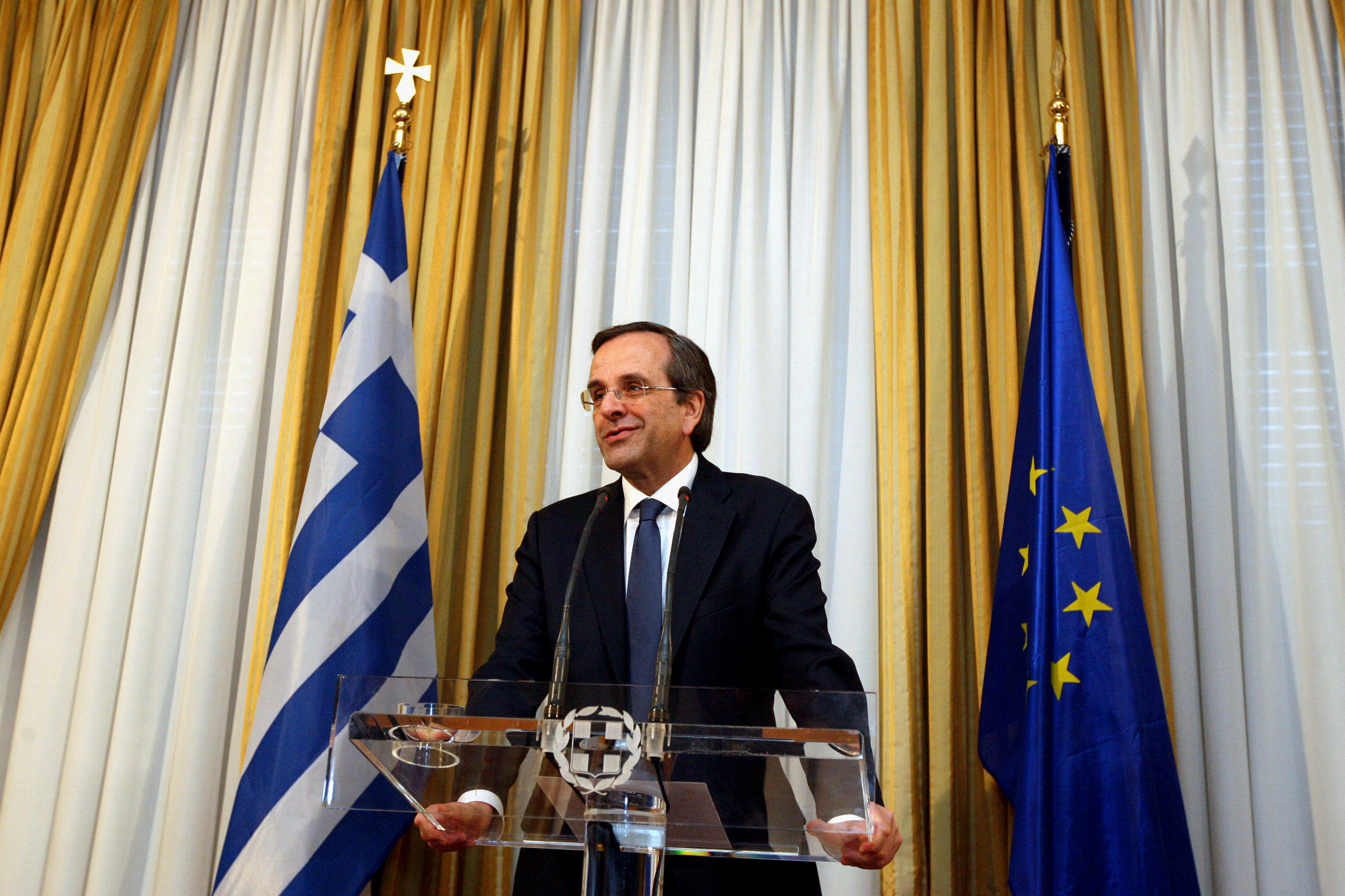 Wall Street Journal: Ο Αντ. Σαμαράς μείωσε τις εντάσεις στην ελληνική κοινωνία και εκτόπισε τον Τσίπρα