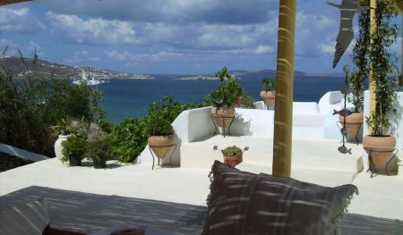 Το Αστυνομικό Τμήμα Μυκόνου ξεμένει από ..περιπολικά και καύσιμα!