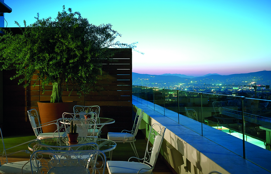 Δέκα από τις πιο όμορφες ταράτσες σε Αθήνα και Πειραιά