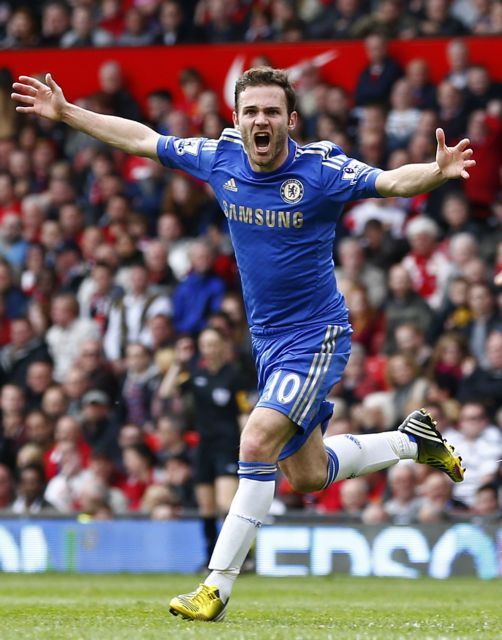 Καταραμένη εναντίον πάμπλουτης