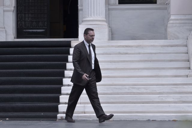 Stournaras predicts unemployment to decrease next year