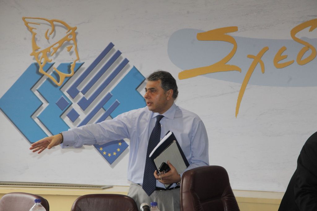 ΕΣΕΕ: πλήγμα για τους εμπόρους η εξαίρεση από τις ρυθμίσεις για τα δάνεια