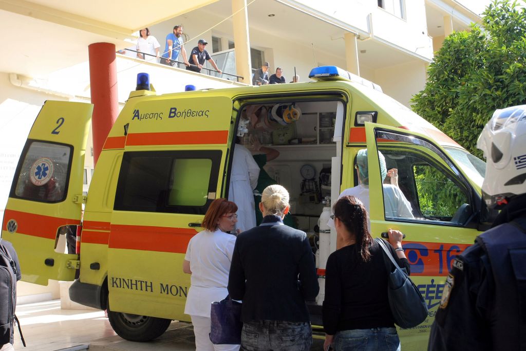 Χαλκιδική: Δύο νέοι νεκροί και τρεις τραυματίες σε τροχαίο