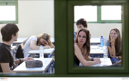 Πανελλαδικές εξετάσεις 2015: Ολα όσα πρέπει να γνωρίζουν οι υποψήφιοι