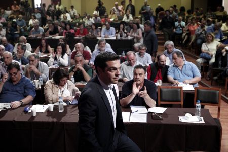 Ανησυχίες του ΣΥΡΙΖΑ στον δρόμο προς τις κάλπες
