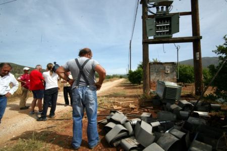 «Ανοιχτή πληγή» της ηλεκτροδότησης οι κυνηγοί του χαλκού