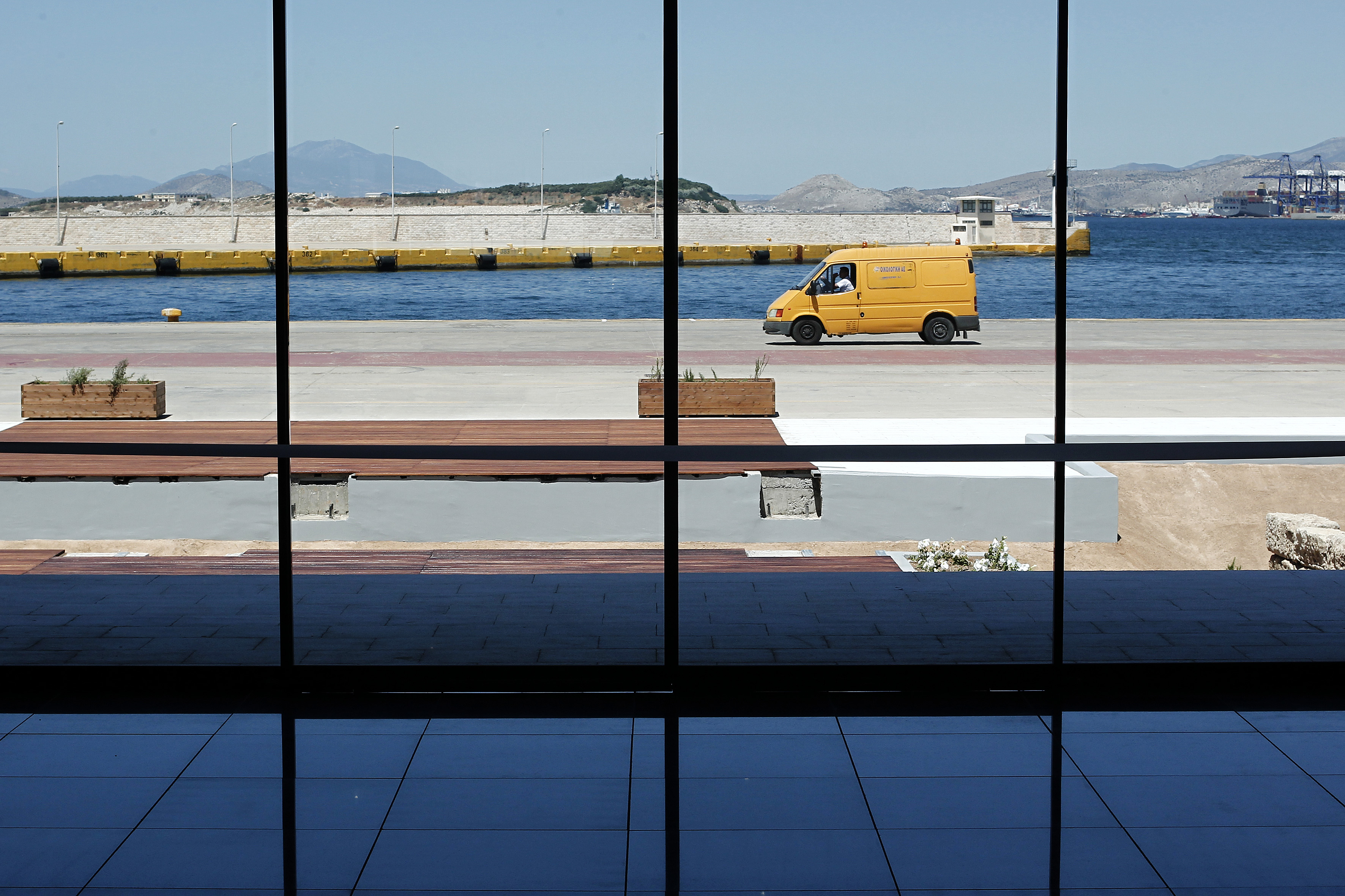 Σταθερά για πέμπτη χρονιά τα λιμενικά τέλη του ΟΛΠ