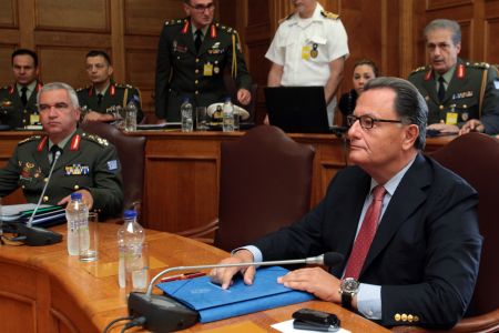 Κωσταράκος: Υποψήφιος πρόεδρος της Στρατιωτικής Επιτροπής ΕΕ