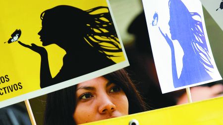 Ελ Σαλβαδόρ: Απονομή χάριτος σε καταδικασθείσα για άμβλωση