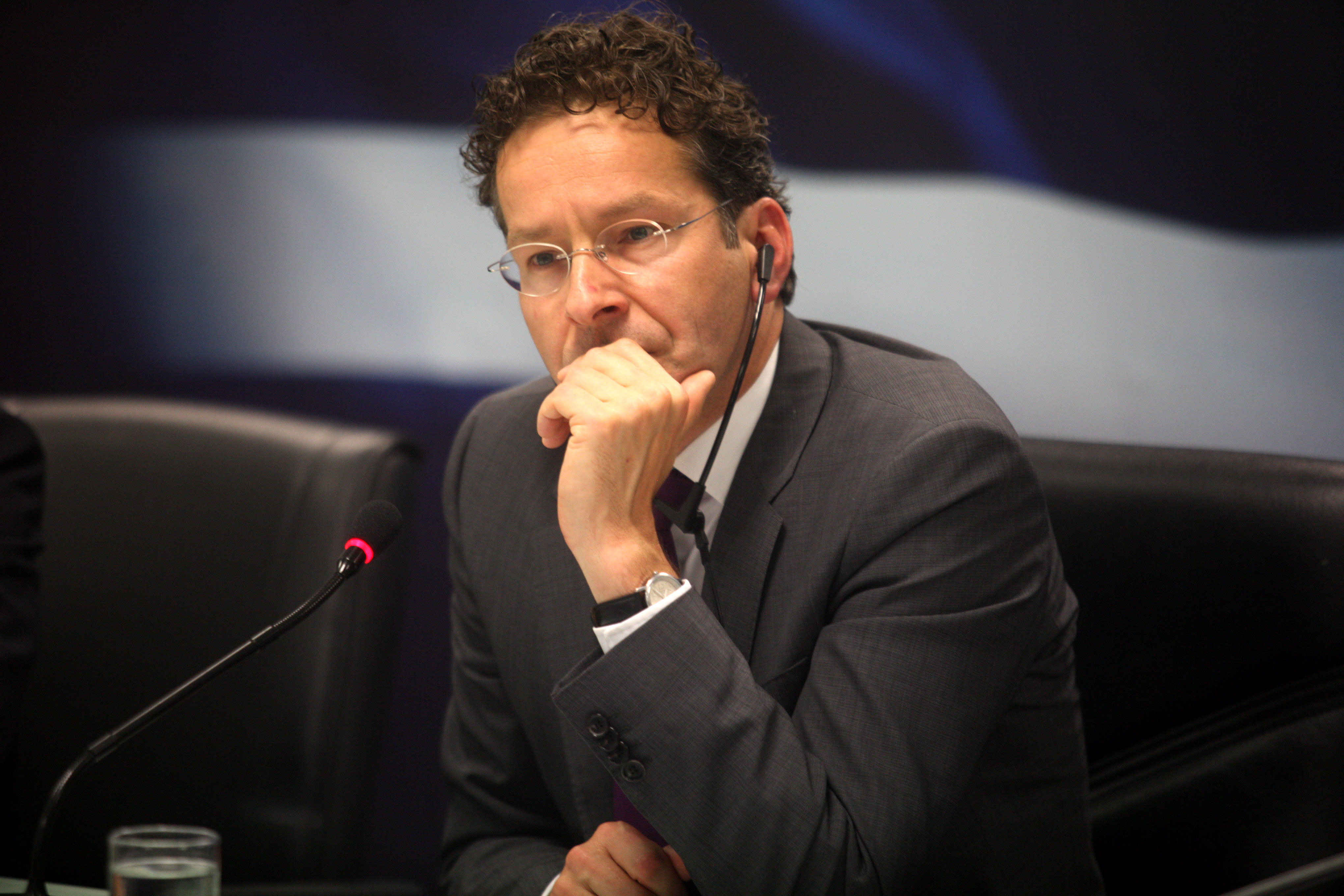 Ντάισελμπλουμ: Να σταματήσει η συζήτηση περί grexit
