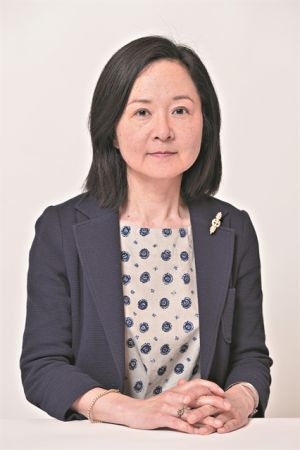 «Ολοι θυμόμαστε τις εμπειρίες μας σαν ιστορίες»