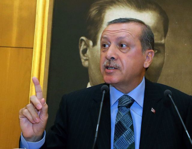 Τουρκία: Ο Ερντογάν στοχεύει τους δικαστικούς – Κάνει λόγο για πραξικόπημα «από φίλους»»