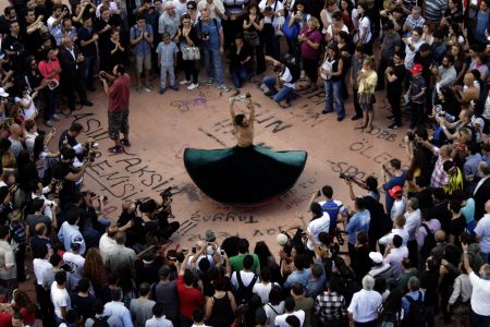 Καταδικάστηκε συγγραφέας για «εξύβριση» του Ερντογάν