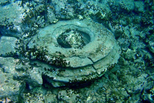 Archeologists discover ancient ruins off Zakynthos shore | tovima.gr