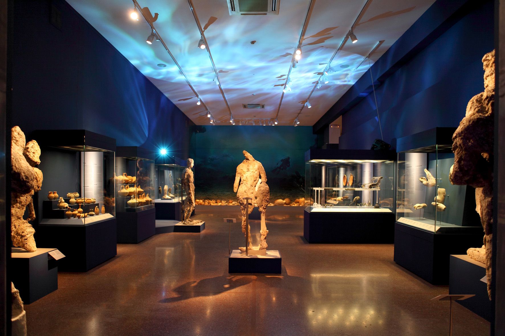 Αυξάνονται επισκέπτες και έσοδα σε μουσεία και αρχαιολογικούς χώρους