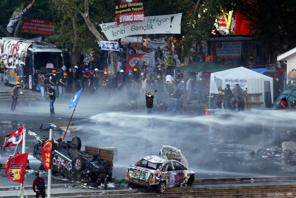 Επταετή φυλάκιση στον τούρκο αστυνομικό που σκότωσε διαδηλωτή