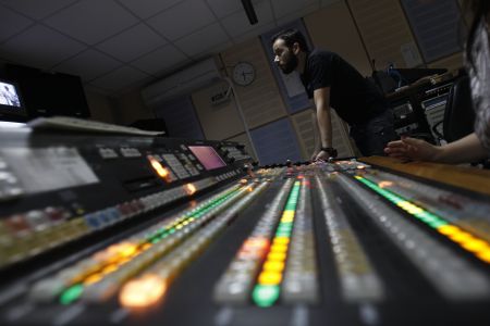 Τι απαιτεί και τι χρωστάει το ελληνικό δημόσιο στα κανάλια