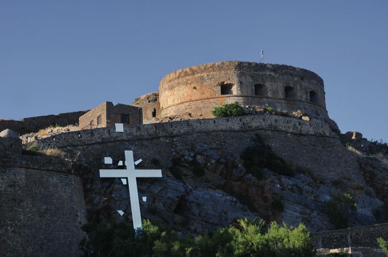 Κ.Τσόκλης:Αμάρτημα η απομάκρυνση του έργου από τη Σπιναλόγκα | tovima.gr