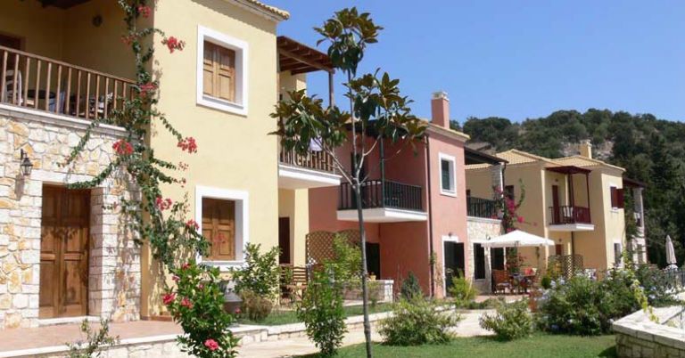 Κερδίστε 2 διανυκτερεύσεις στο Ξενοδοχείο «Alkyon Villas» στα Σύβοτα | tovima.gr
