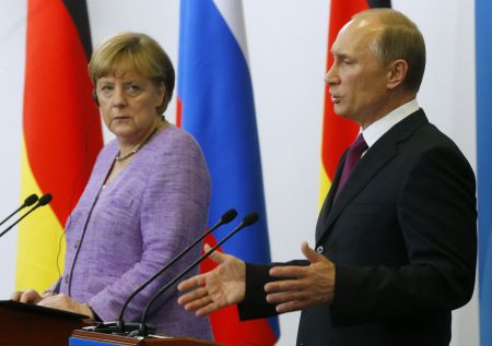 Πούτιν: Αρμόζουσα η δράση στην Κριμαία λόγω υπερεθνικιστών