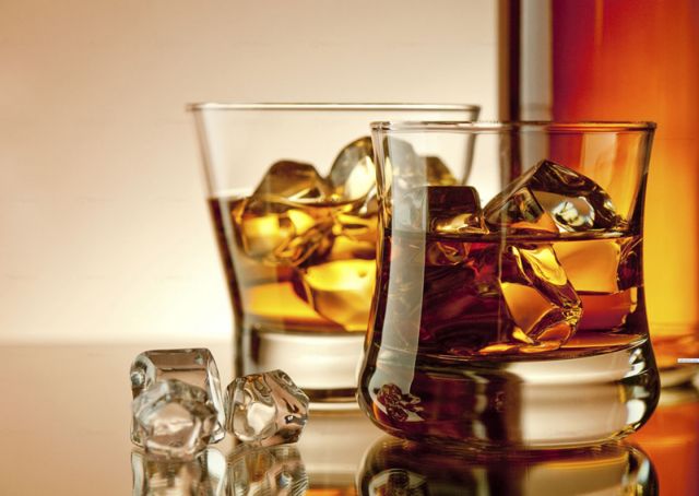 Νέα πιθανή θεραπεία για τον αλκοολισμό | tovima.gr
