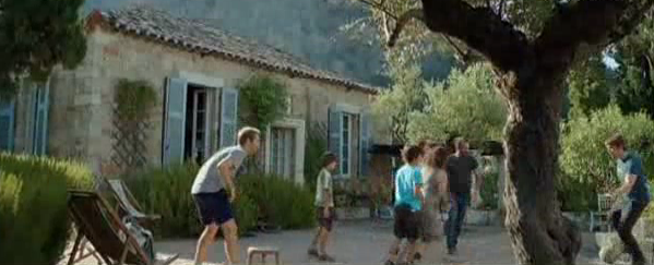 Το σπίτι του συγγραφέα Πάτρικ Λη Φέρμορ στην Καρδαμύλη πρωταγωνιστεί στην ταινία Πριν τα Μεσάνυχτα.