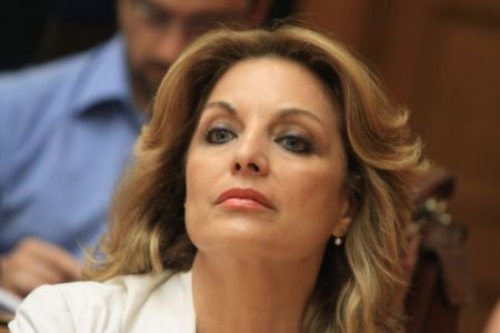 Μια καντάδα για την Αντζελα