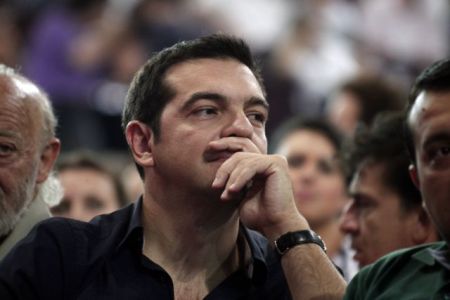 Εσωκομματικό ανάχωμα υπέρ Τσίπρα από 53 στελέχη