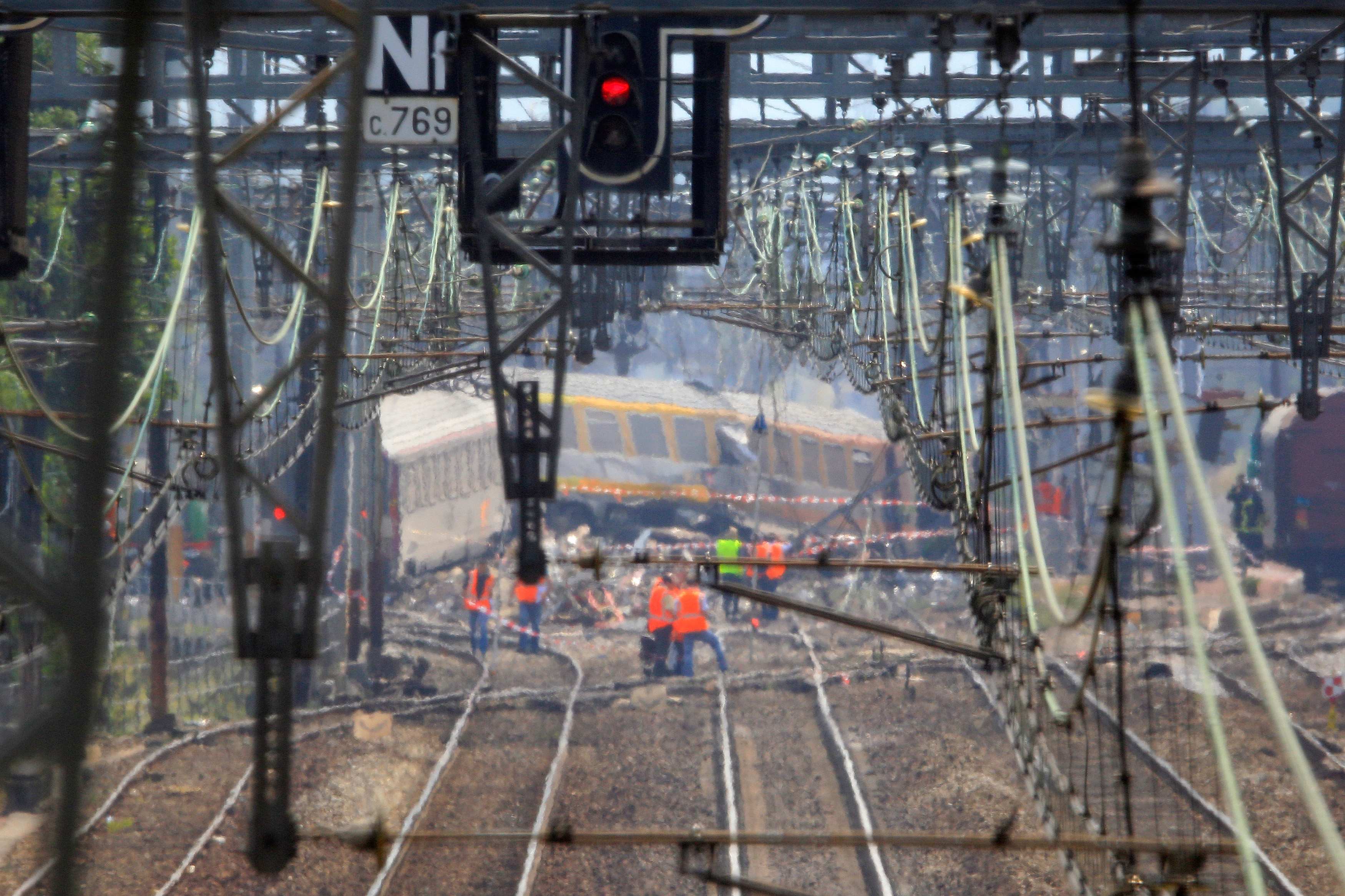 Βλάβη στις γραμμές προκάλεσε τον εκτροχιασμό του τρένου στο Παρίσι