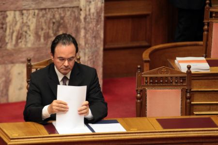 Στο Ειδικό Δικαστήριο παραπέμπεται ο Γιώργος Παπακωνσταντίνου για τη λίστα Λαγκάρντ