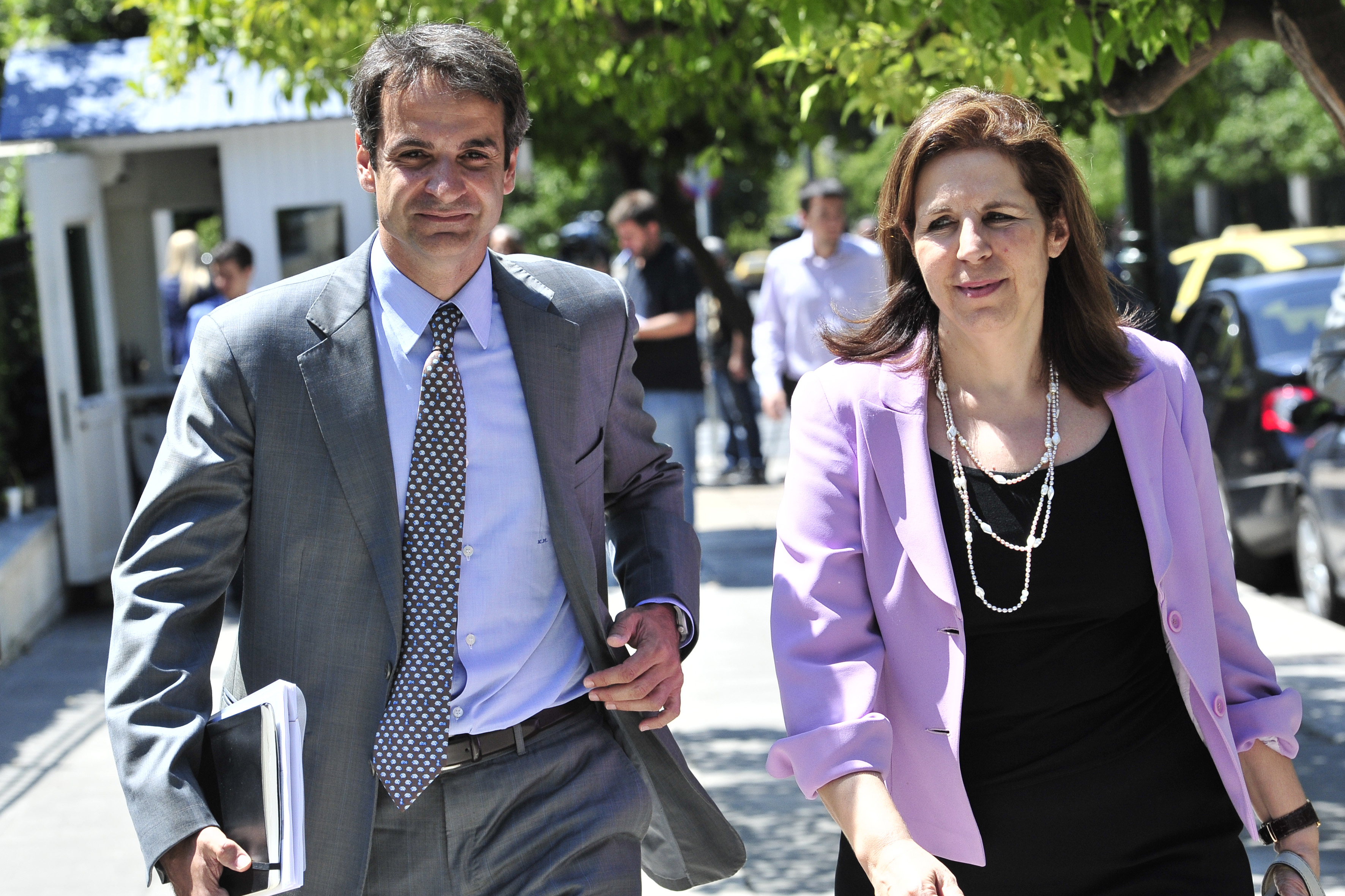 Με φόντο την αξιολόγηση η συνάντηση Σαμαρά – Βενιζέλου – Μητσοτάκη