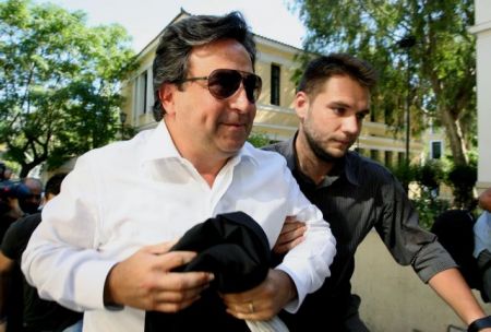 Απαλλαγή Ρέστη-Πάλλη από τις κατηγορίες για τα δάνεια από την τράπεζα FBB