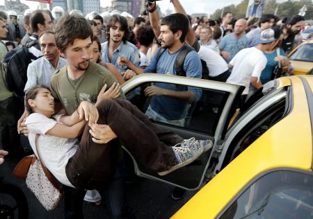 Τουρκία: Στοπ στους γιατρούς στις πρώτες βοήθειες σε διαδηλωτές