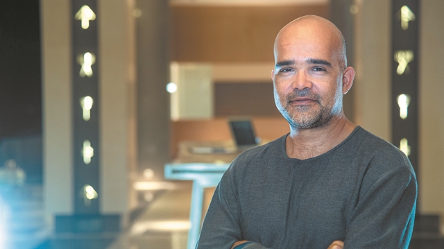 «Το πάθος πάνω από τα βιογραφικά»