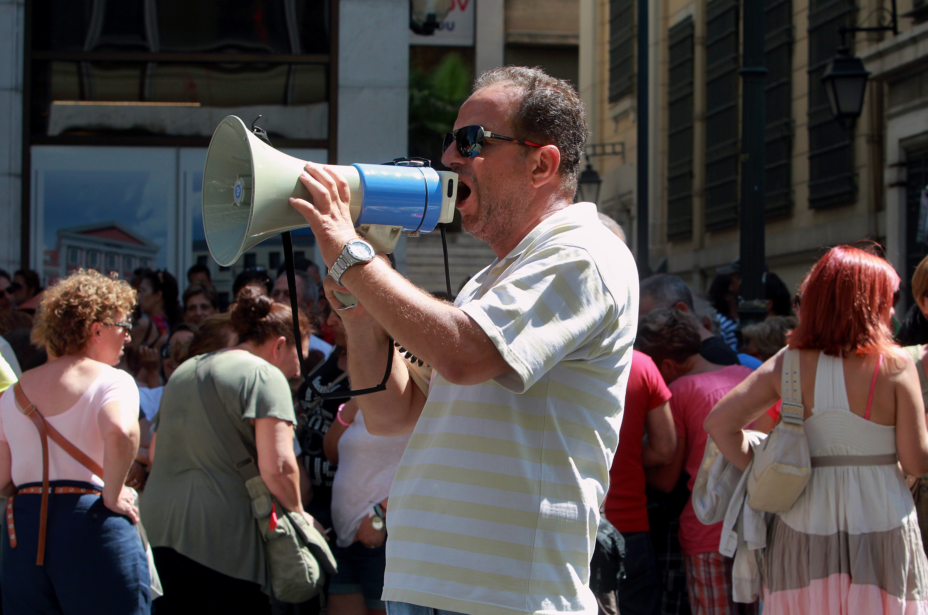 «Βαβέλ» παροχών από τα Ταμεία