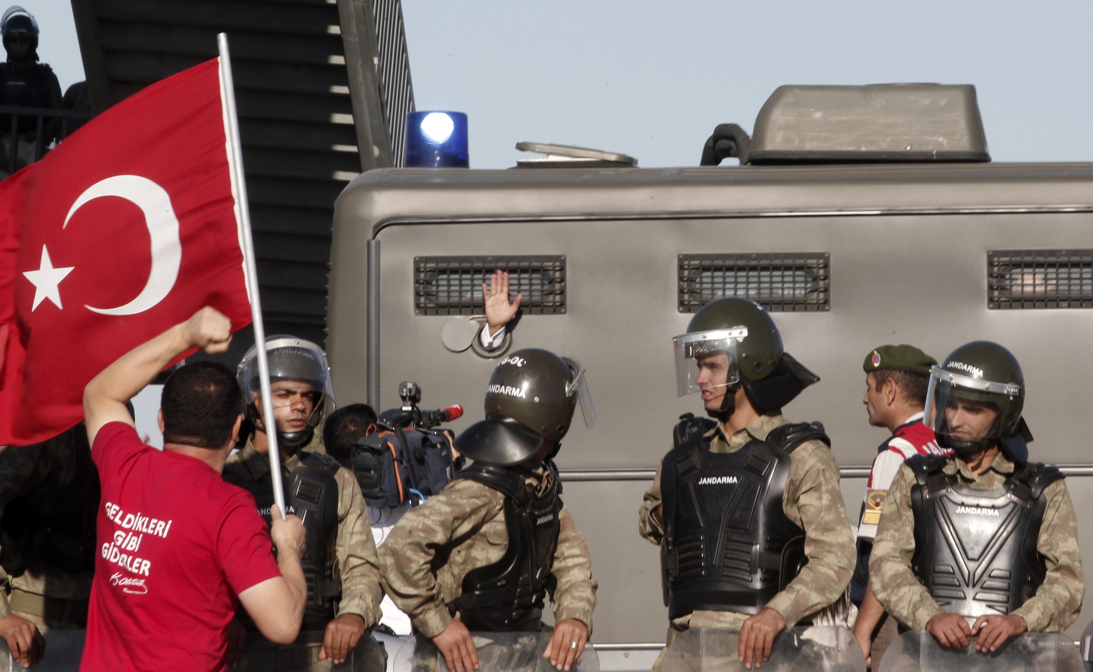 Τουρκία: Σύλληψη ηγετικού στελέχους του ISIS πριν περάσει στην Ελλάδα