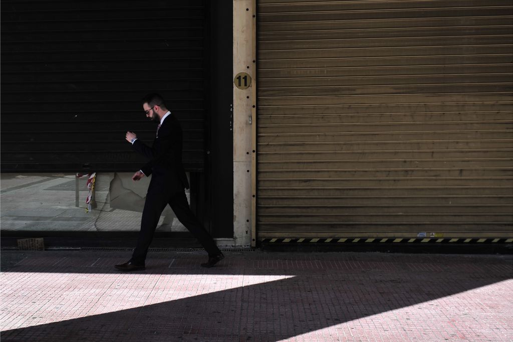 Κατεβάζουν ρολά τα καταστήματα στις 4 Φεβρουαρίου για το Ασφαλιστικό