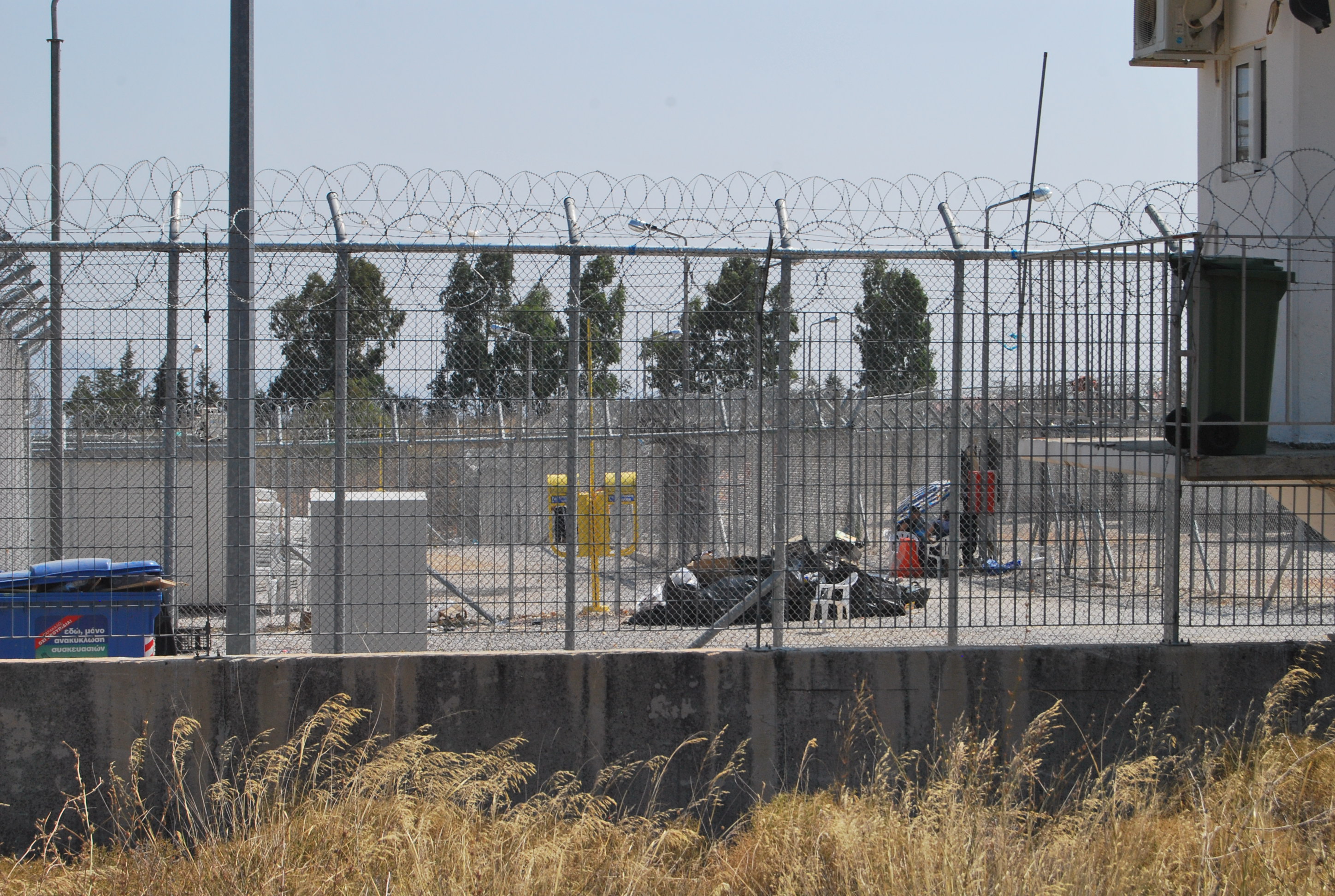 Ελληνικό: Eνταση την Τετάρτη το βράδυ σε κέντρο κράτησης μεταναστών