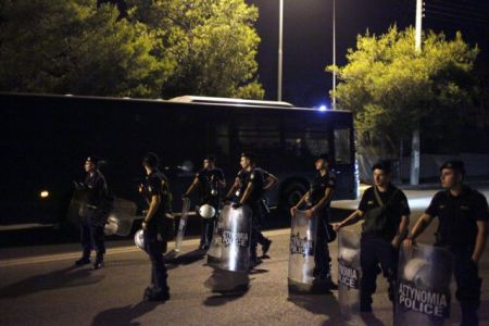 Αναστάτωση στο κέντρο κράτησης μεταναστών στην Αμυγδαλέζα