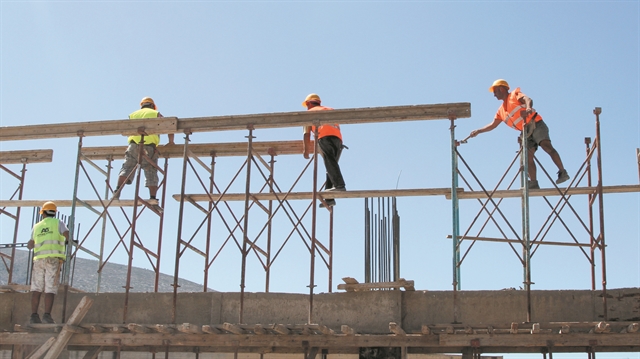 «Γολγοθάς» οι οικοδομικές άδειες λόγω Πολεοδομίας