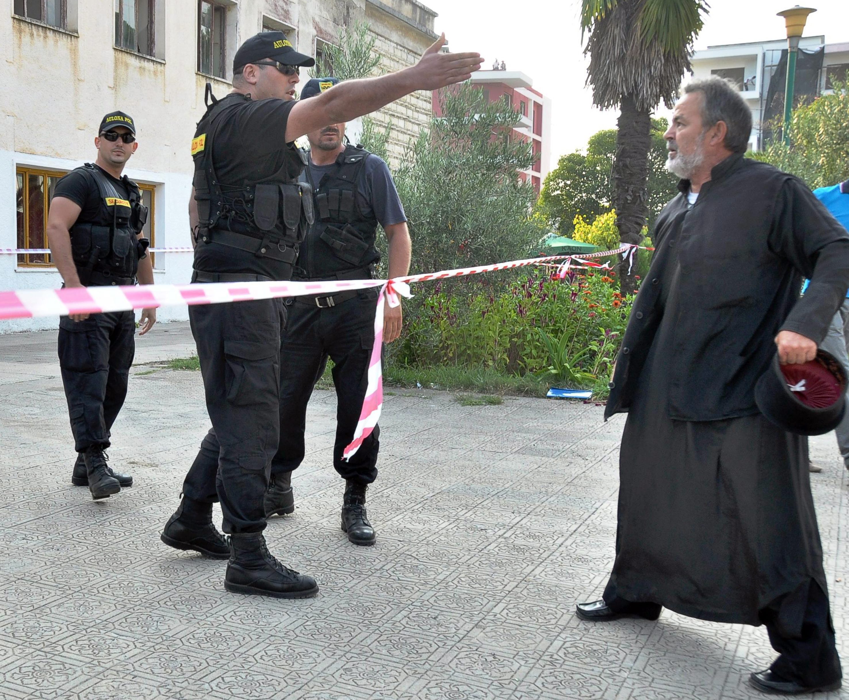 Αρχιεπίσκοπος Αλβανίας: «Ξαναζούμε τον εφιάλτη στην Αλβανία»