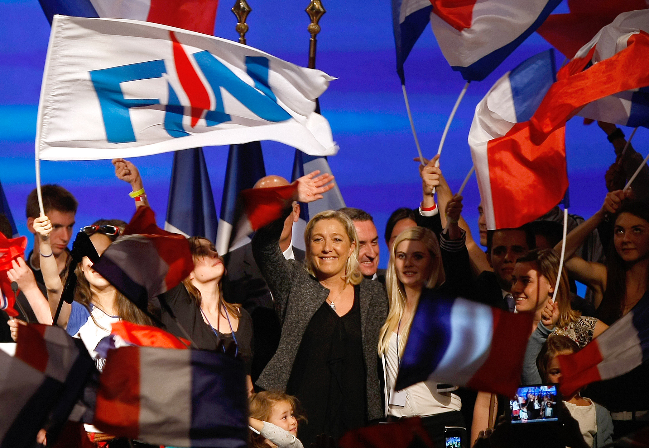 Γαλλία: Η άνοδος της ακροδεξιάς ανησυχεί τα πολιτικά κόμματα