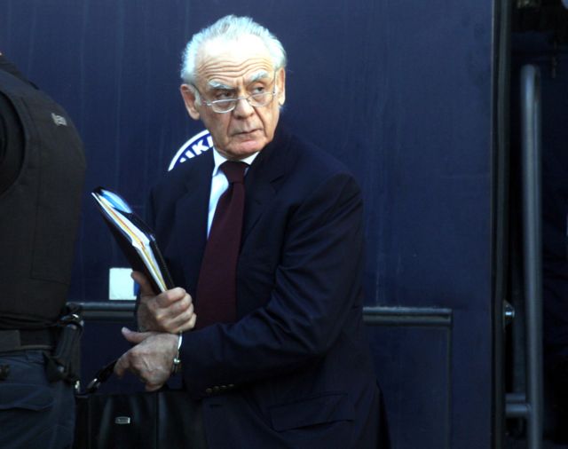 Tsohatzopoulos apologizes for the financial crisis