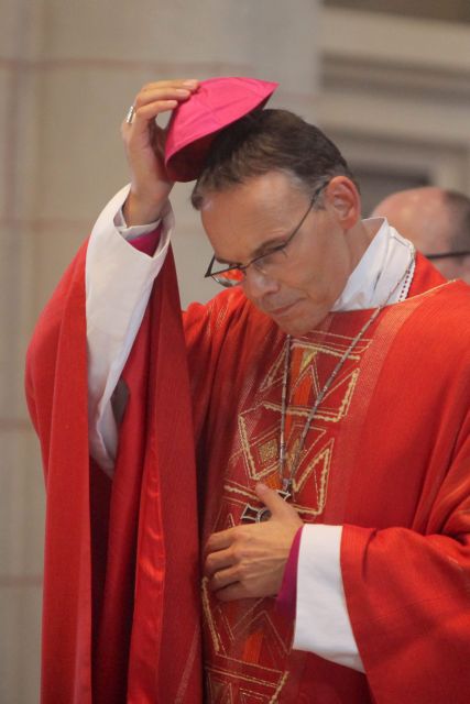 Το Βατικανό δέχτηκε την παραίτηση του «επισκόπου της λάμψης» | tovima.gr