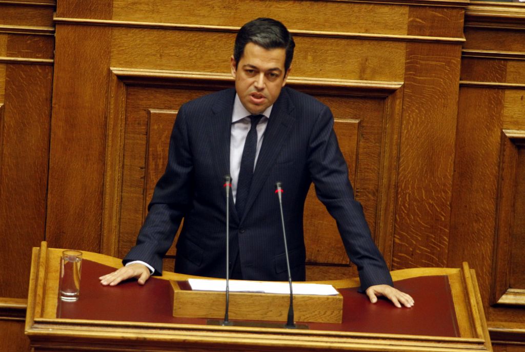 Ο «πράσινος» Κεδίκογλου κατά της «γαλάζιας» Βούλτεψη