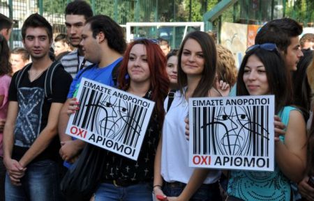 Αλληλοκατηγορίες Φορτσάκη – Μπαλτά για τις ελλείψεις στην Παιδεία