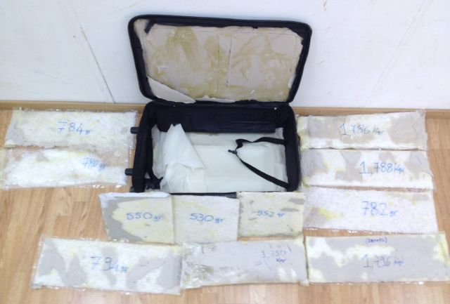 Police seize huge shipment of crystal methamphetamine at Athens Airport